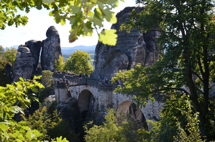 Skalní hrad Neurathen a vyhlídka Basteibrücke (Honza)